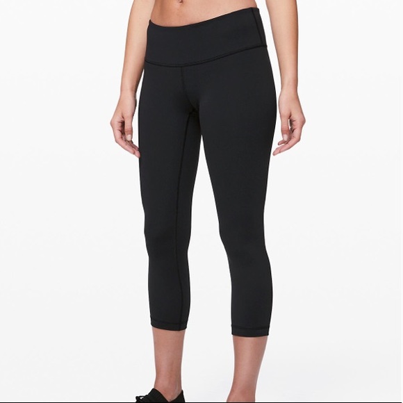 lululemon athletica Pants - Wunder Under Crop! Black! Size 10